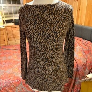 Geometric Pattern Long Sleeve Top